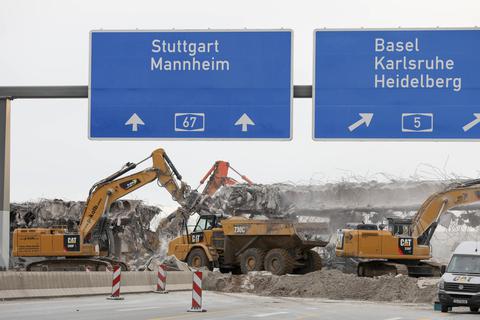 Wochenende der Zerstörung am Darmstädter Kreuz